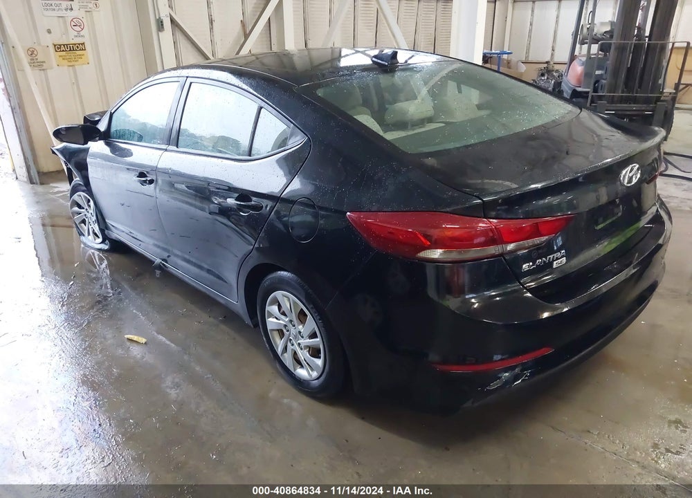 2017 HYUNDAI ELANTRA VIN: KMHD74LFXHU367668