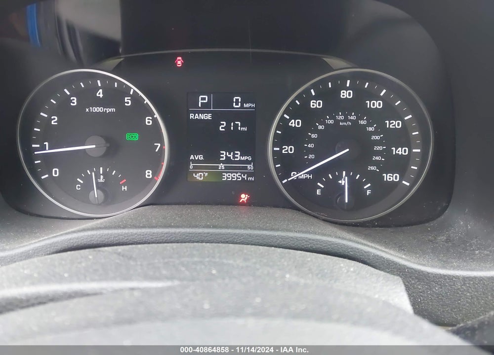 2017 HYUNDAI ELANTRA SE VIN: KMHD74LF4HU336688