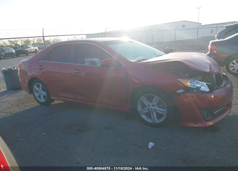 2013 TOYOTA CAMRY SE VIN: 4T1BF1FK2DU694173