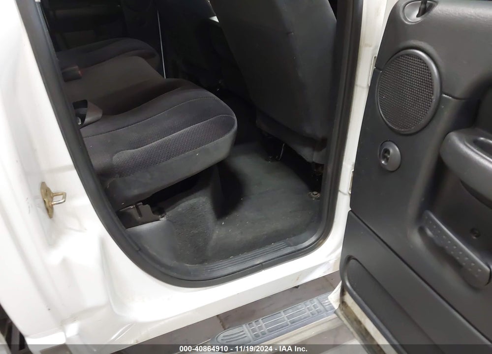 2005 DODGE RAM 1500 SLT/LARAMIE VIN: 1D7HU18N05S118905