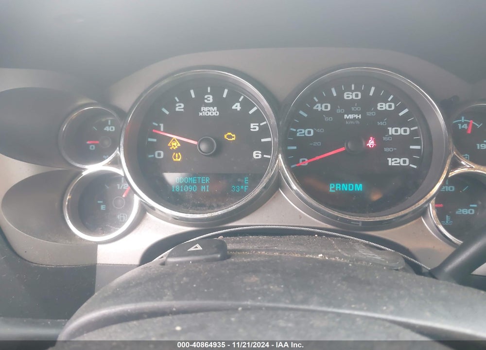 2011 CHEVROLET SILVERADO 1500 LT VIN: 3GCPKSE39BG195232
