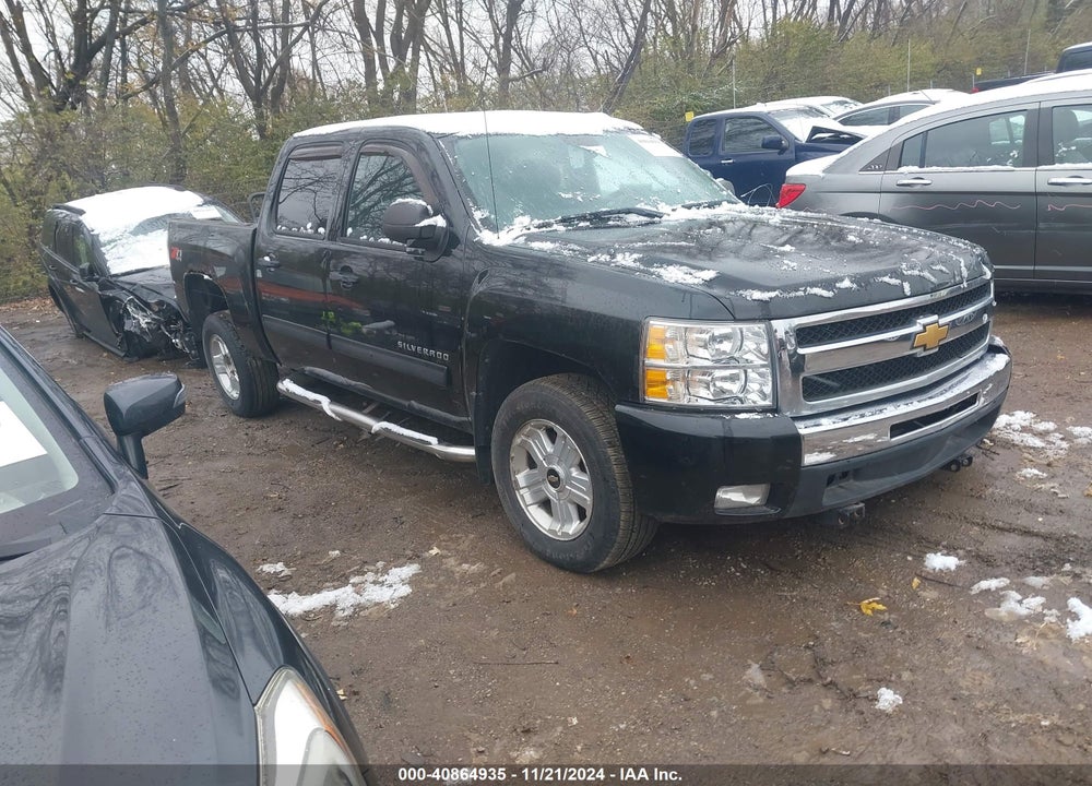2011 CHEVROLET SILVERADO 1500 LT VIN: 3GCPKSE39BG195232