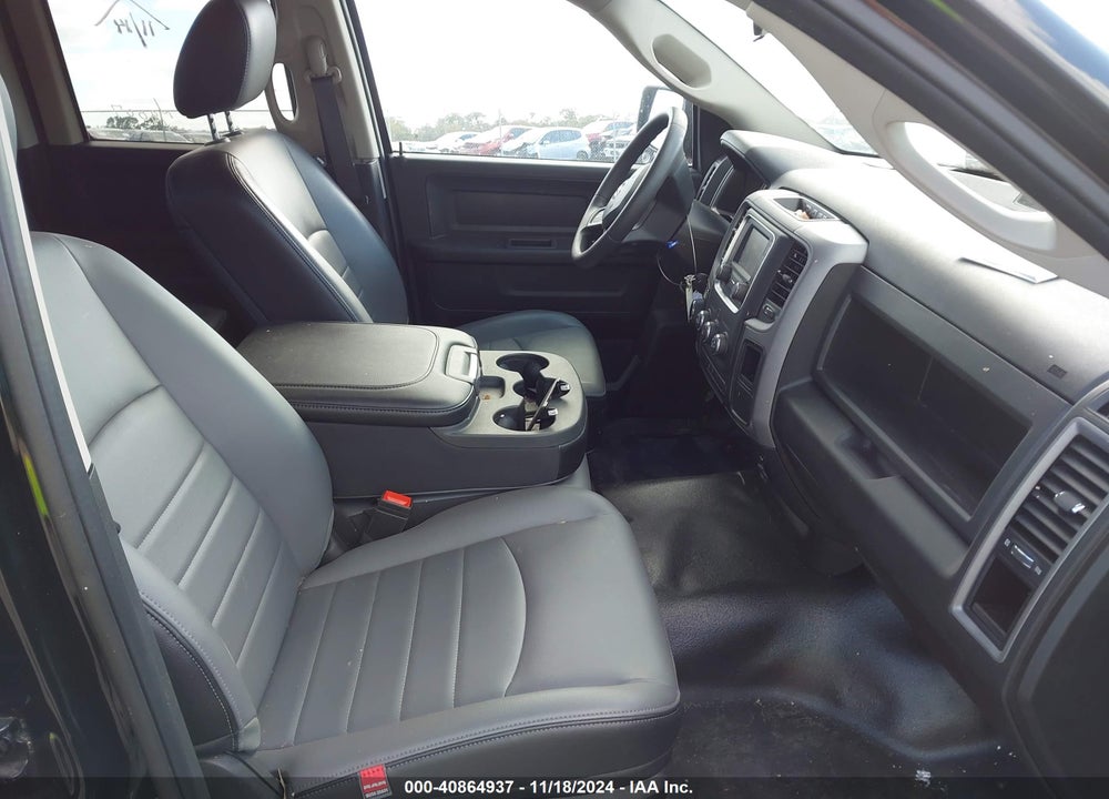2023 RAM 1500 CLASSIC TRADESMAN 4X4 6'4 BOX VIN: 1C6RR7FG7PS594523