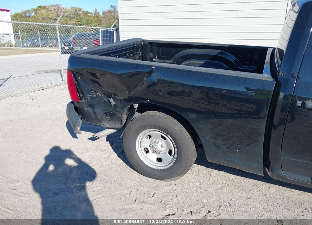 2023 RAM 1500 CLASSIC TRADESMAN 4X4 6'4 BOX VIN: 1C6RR7FG7PS594523