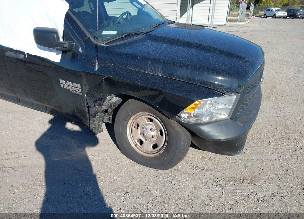 2023 RAM 1500 CLASSIC TRADESMAN 4X4 6'4 BOX VIN: 1C6RR7FG7PS594523