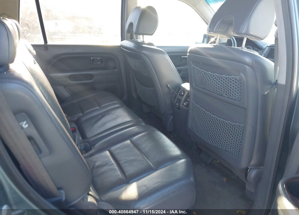 2006 HONDA PILOT EX-L VIN: 5FNYF18746B001669