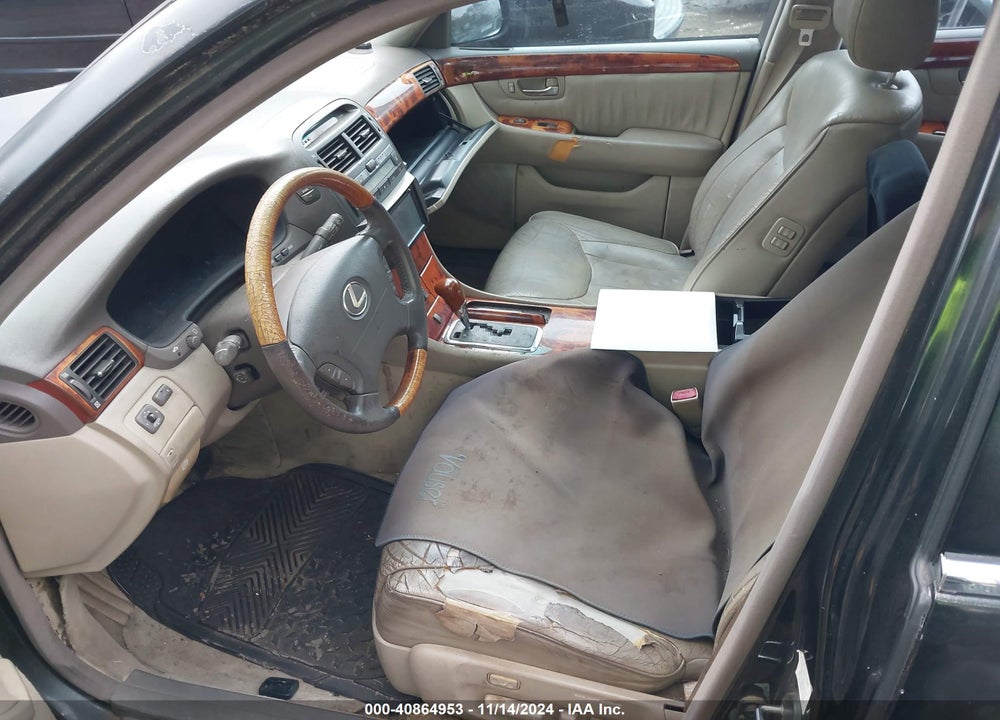 2002 LEXUS LS 430 VIN: JTHBN30F820068631