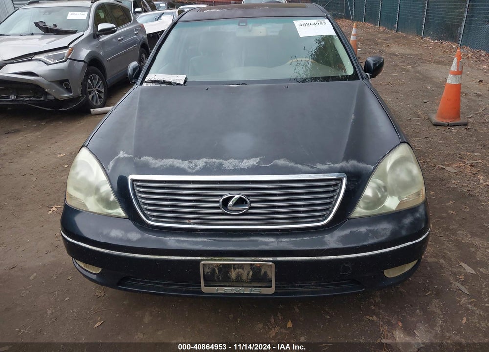 2002 LEXUS LS 430 VIN: JTHBN30F820068631