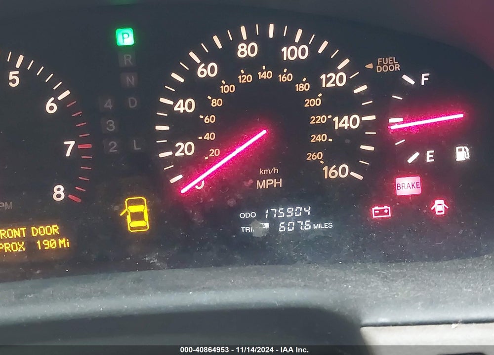 2002 LEXUS LS 430 VIN: JTHBN30F820068631