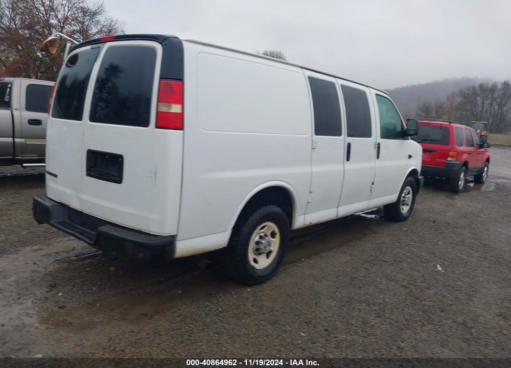 2011 CHEVROLET EXPRESS 2500 WORK VAN VIN: 1GCWGFCA9B1123581