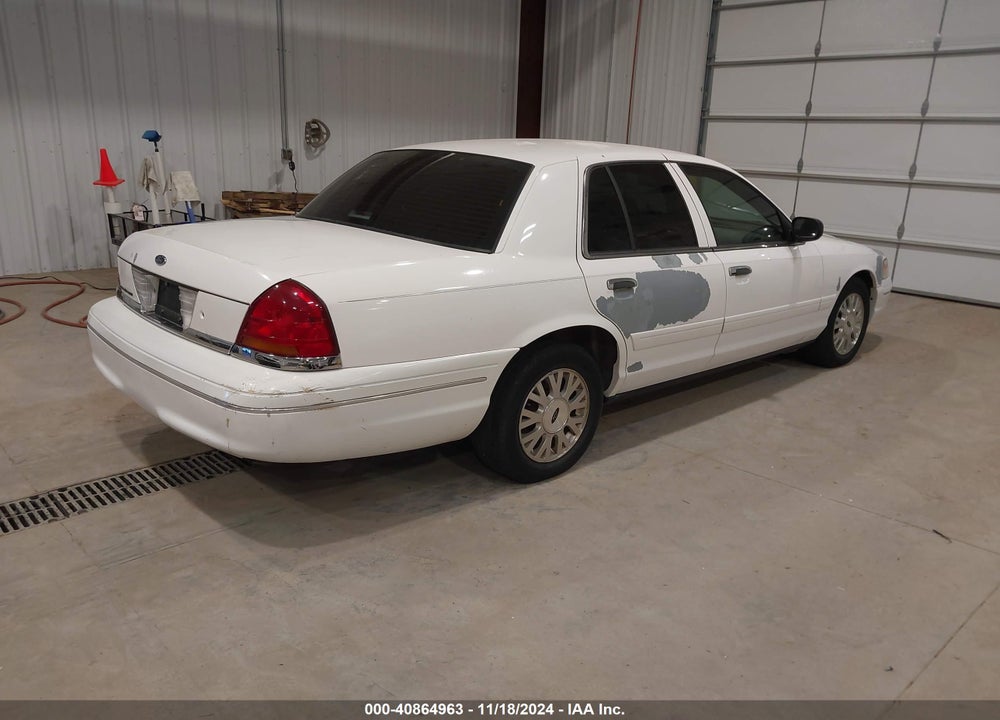 2004 FORD CROWN VICTORIA LX VIN: 2FAFP74W44X177855