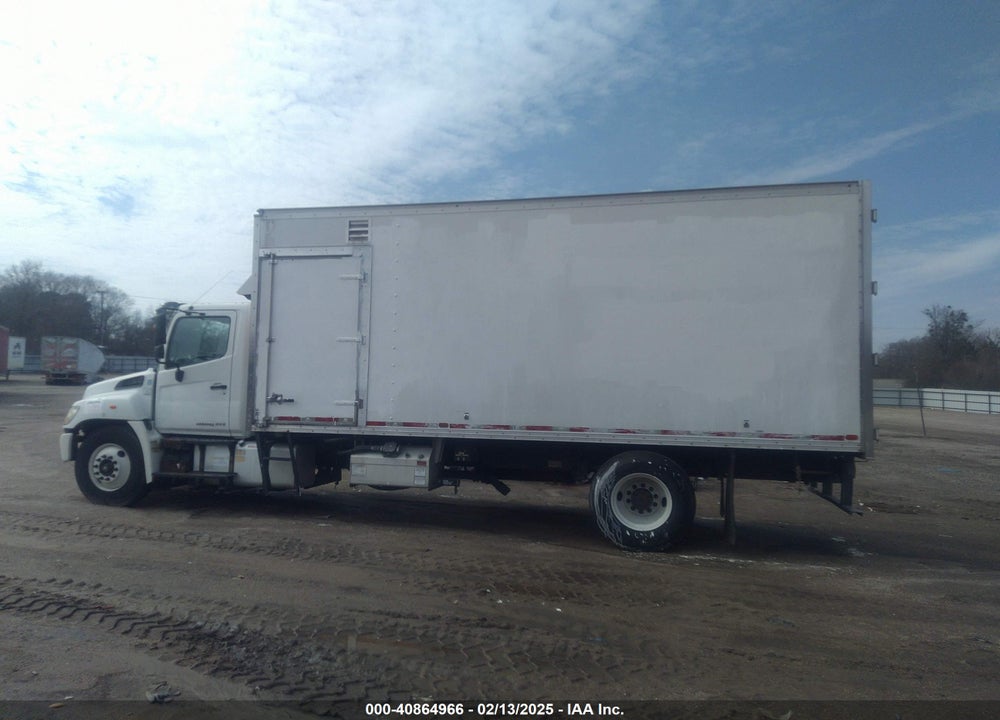 2013 HINO 338 VIN: 5PVNV8JT4D4S52668
