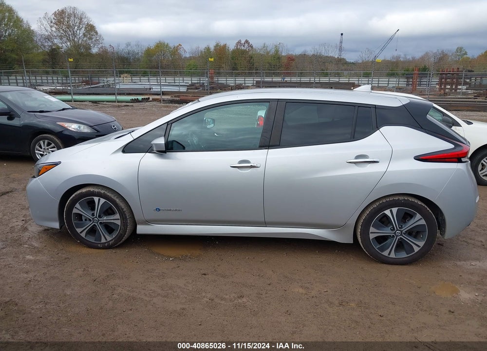 2018 NISSAN LEAF VIN: 1N4AZ1CP1JC309085