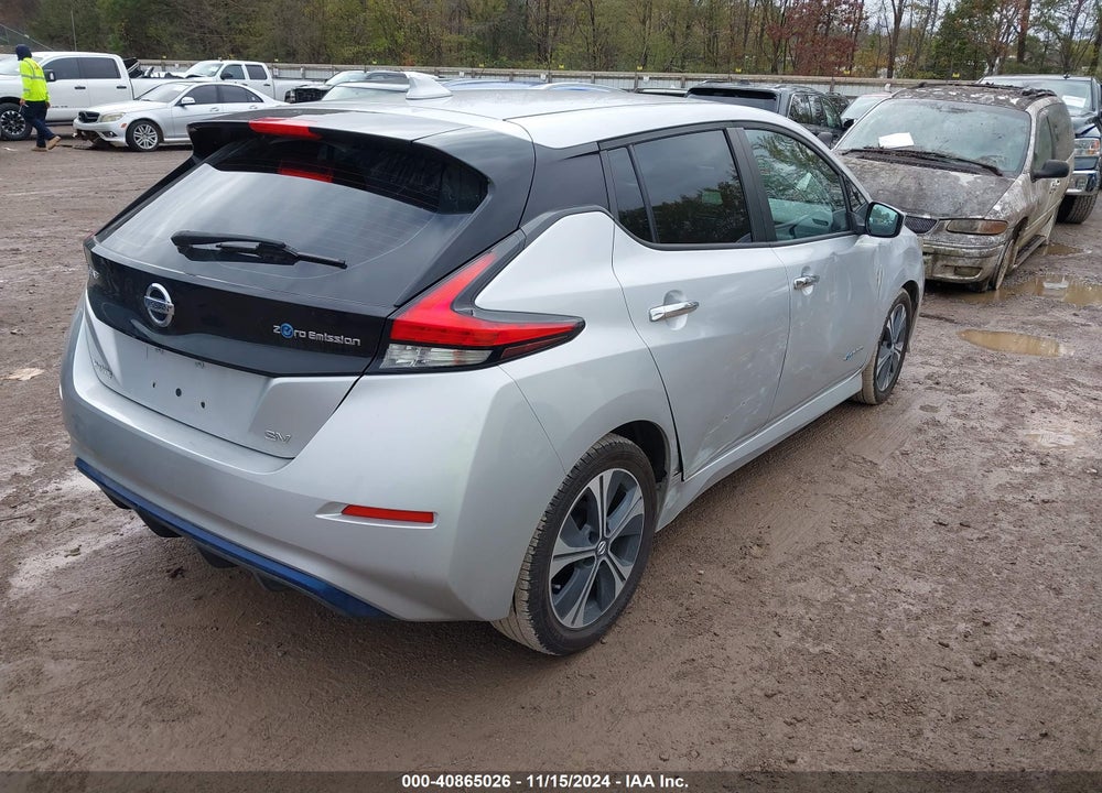 2018 NISSAN LEAF VIN: 1N4AZ1CP1JC309085