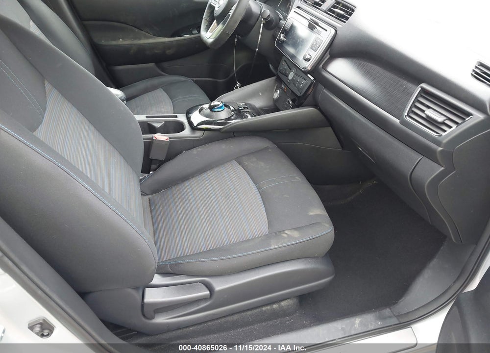 2018 NISSAN LEAF VIN: 1N4AZ1CP1JC309085