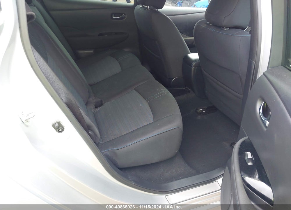 2018 NISSAN LEAF VIN: 1N4AZ1CP1JC309085