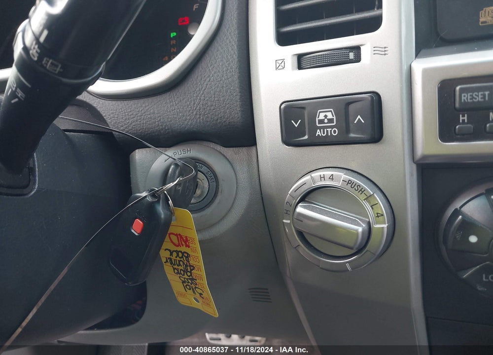 2005 TOYOTA 4RUNNER SR5 V6 VIN: JTEBU14R550067322