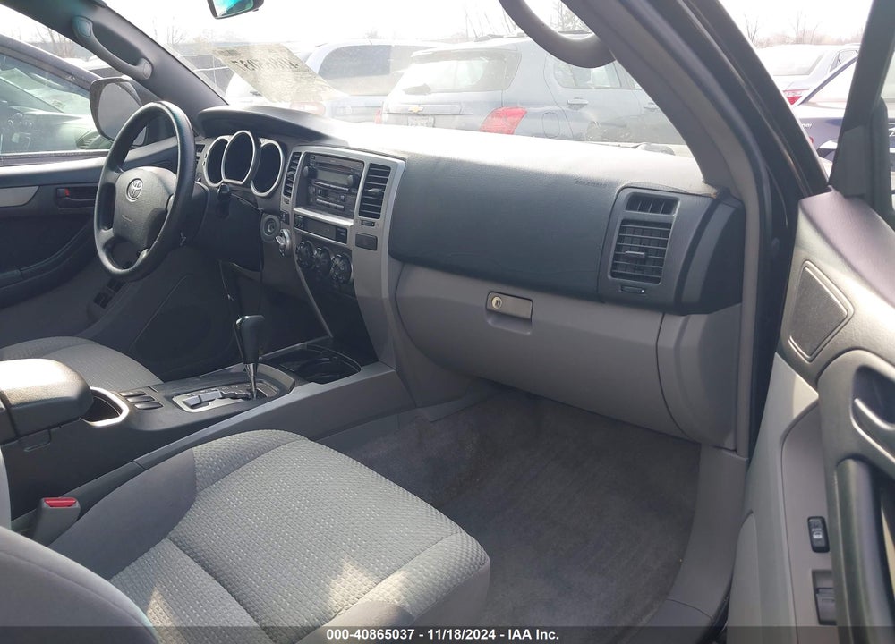 2005 TOYOTA 4RUNNER SR5 V6 VIN: JTEBU14R550067322
