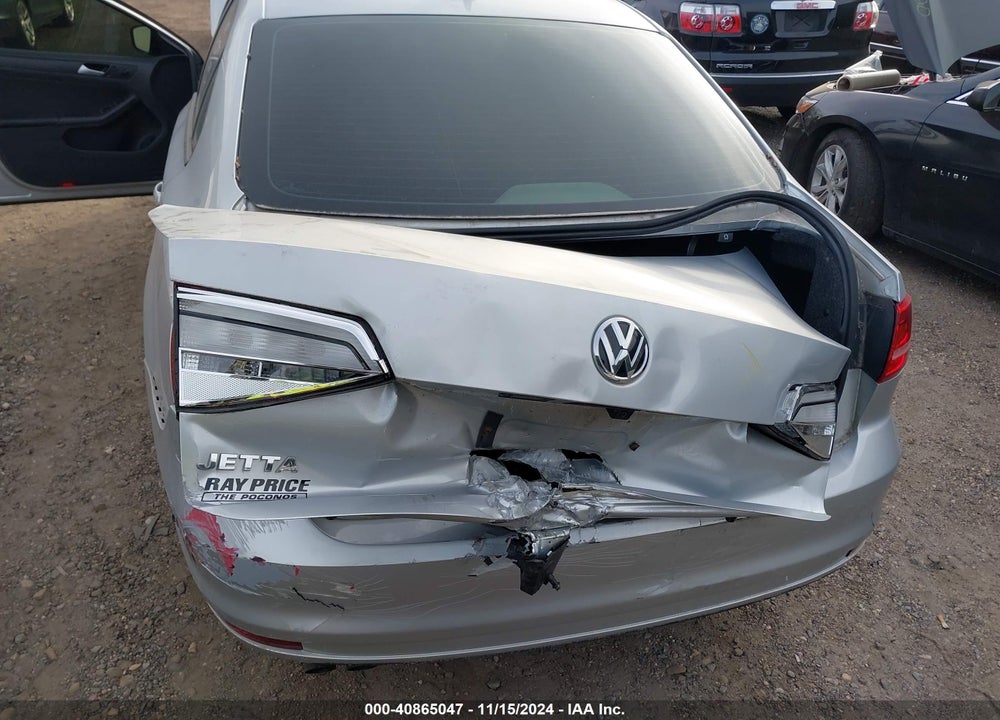 2015 VOLKSWAGEN JETTA 2.0L S VIN: 3VW2K7AJ4FM215449