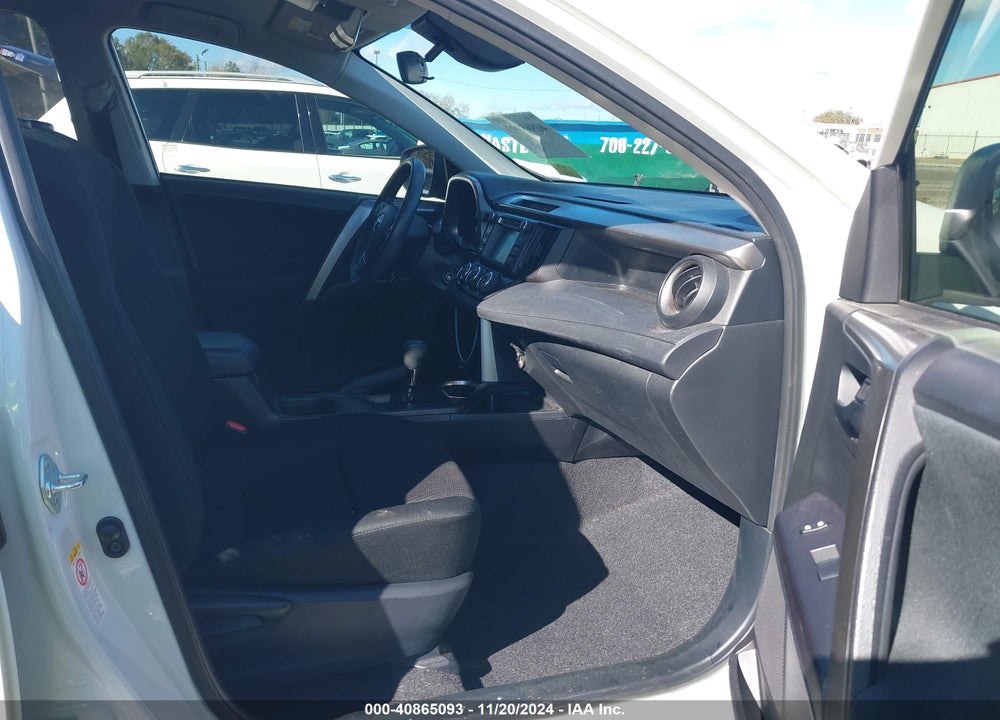 2018 TOYOTA RAV4 LE VIN: JTMZFREV9JJ725316