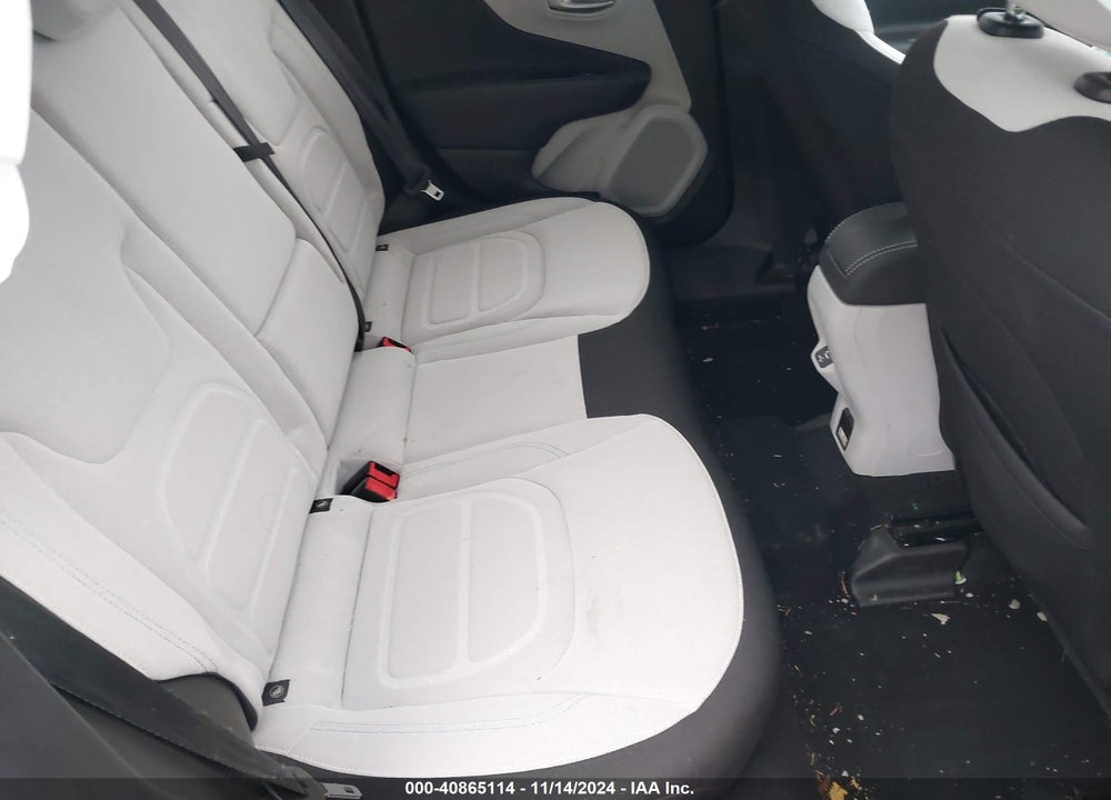 2022 JEEP RENEGADE LATITUDE 4X4 VIN: ZACNJDB1XNPN46965