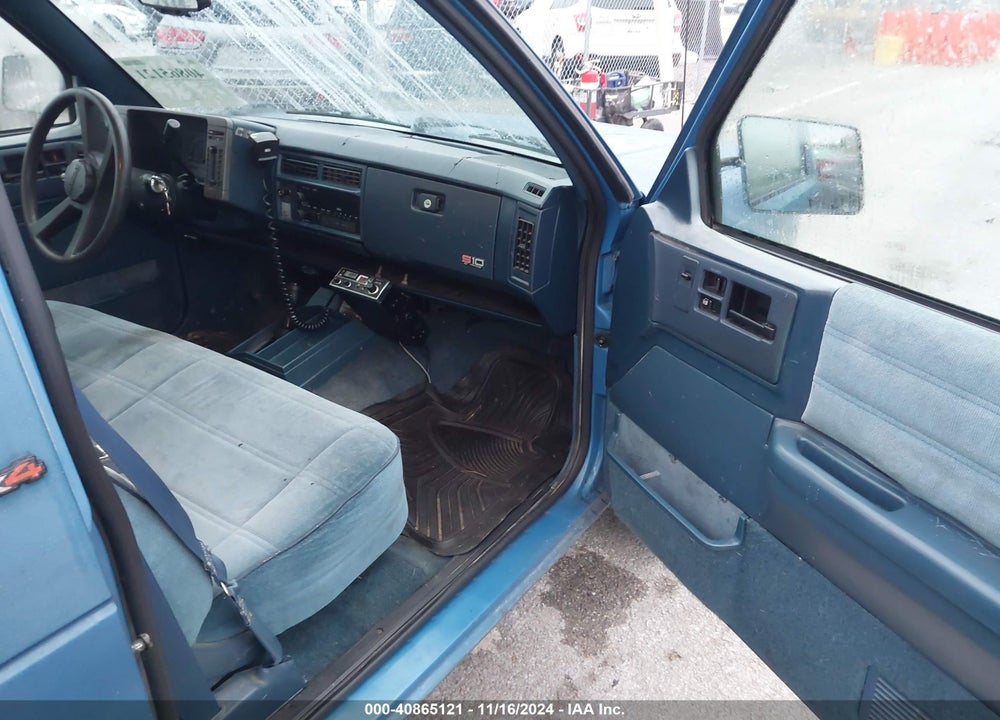 1993 CHEVROLET BLAZER S10 VIN: 1GNDT13WXP2199773