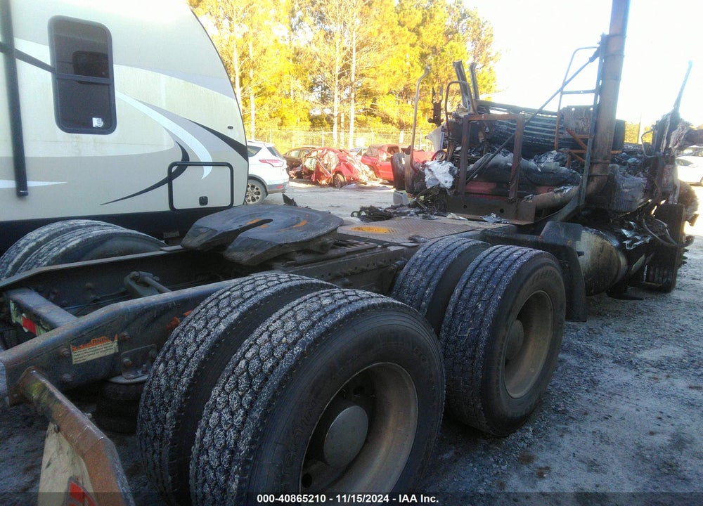 2009 FREIGHTLINER CASCADIA 125 VIN: 1FUJGEDR19LAH2785