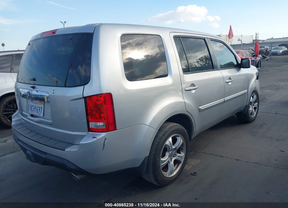 2015 HONDA PILOT EX-L VIN: 5FNYF3H55FB021388
