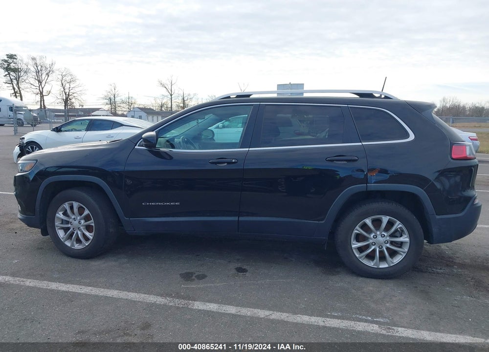 2019 JEEP CHEROKEE LATITUDE 4X4 VIN: 1C4PJMCB0KD229371