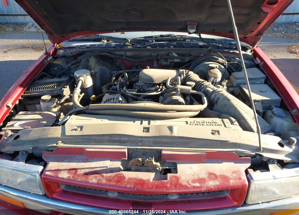 2000 CHEVROLET BLAZER LT VIN: 1GNDT13W4Y2185269