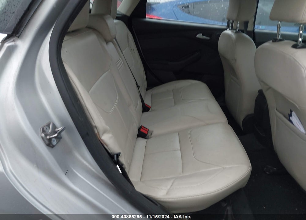 2016 FORD FOCUS TITANIUM VIN: 1FADP3N25GL271739