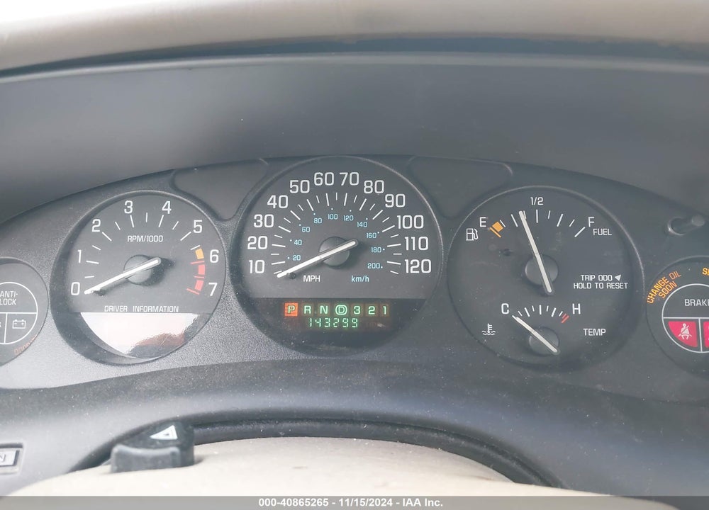2001 BUICK REGAL LS VIN: 2G4WB55K811330384