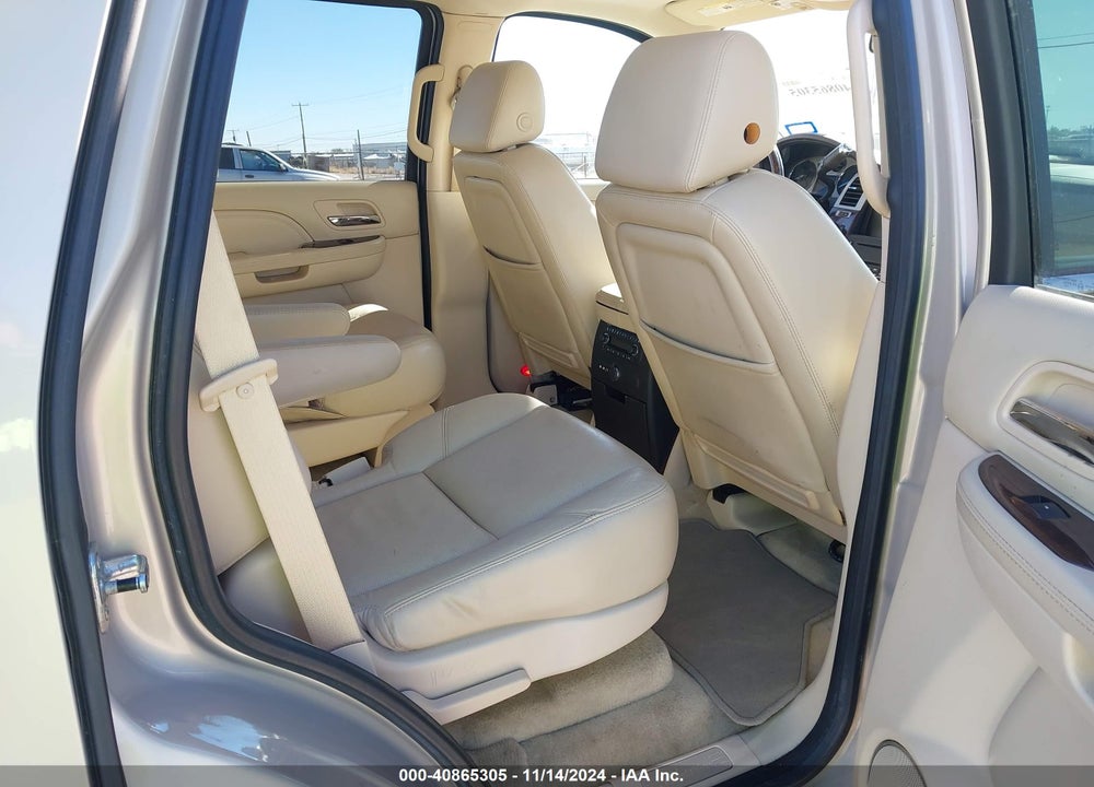 2008 CADILLAC ESCALADE STANDARD VIN: 1GYEC63818R199465