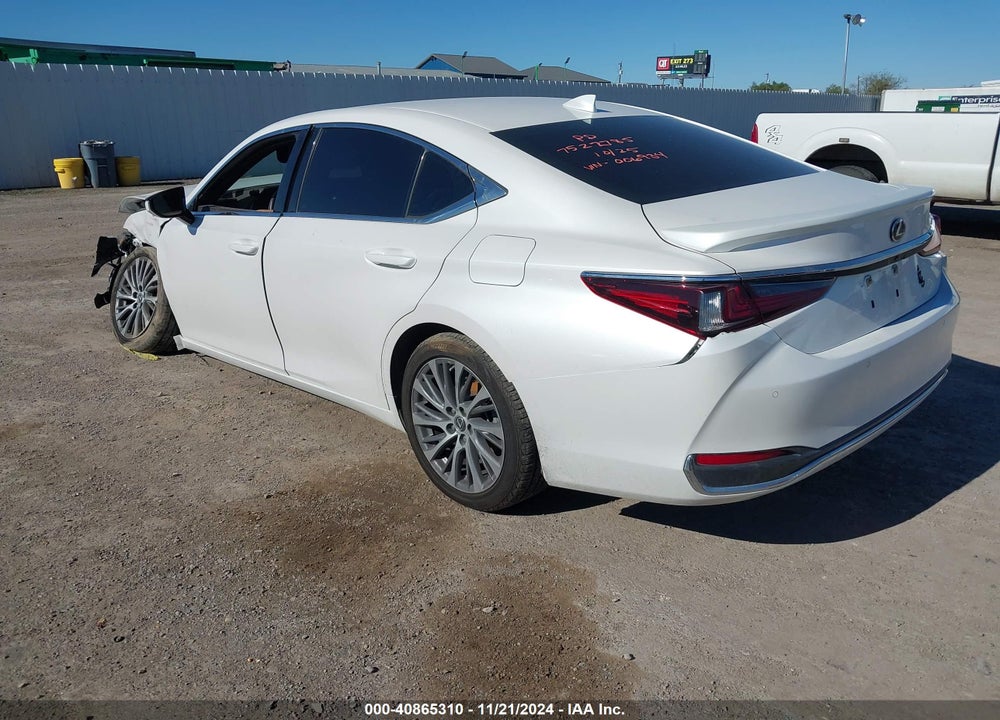 2021 LEXUS ES VIN: 58AD11D11MU006934