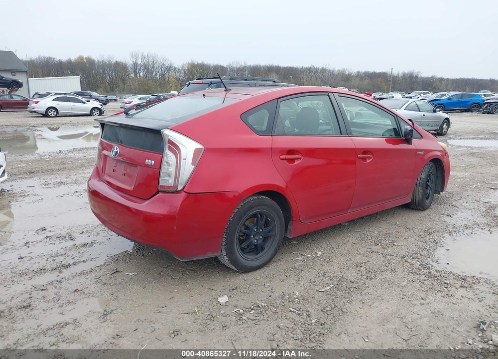 2013 TOYOTA PRIUS TWO VIN: JTDKN3DUXD5578396