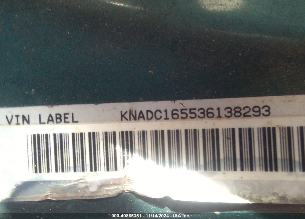 2003 KIA RIO CINCO VIN: KNADC165536138293