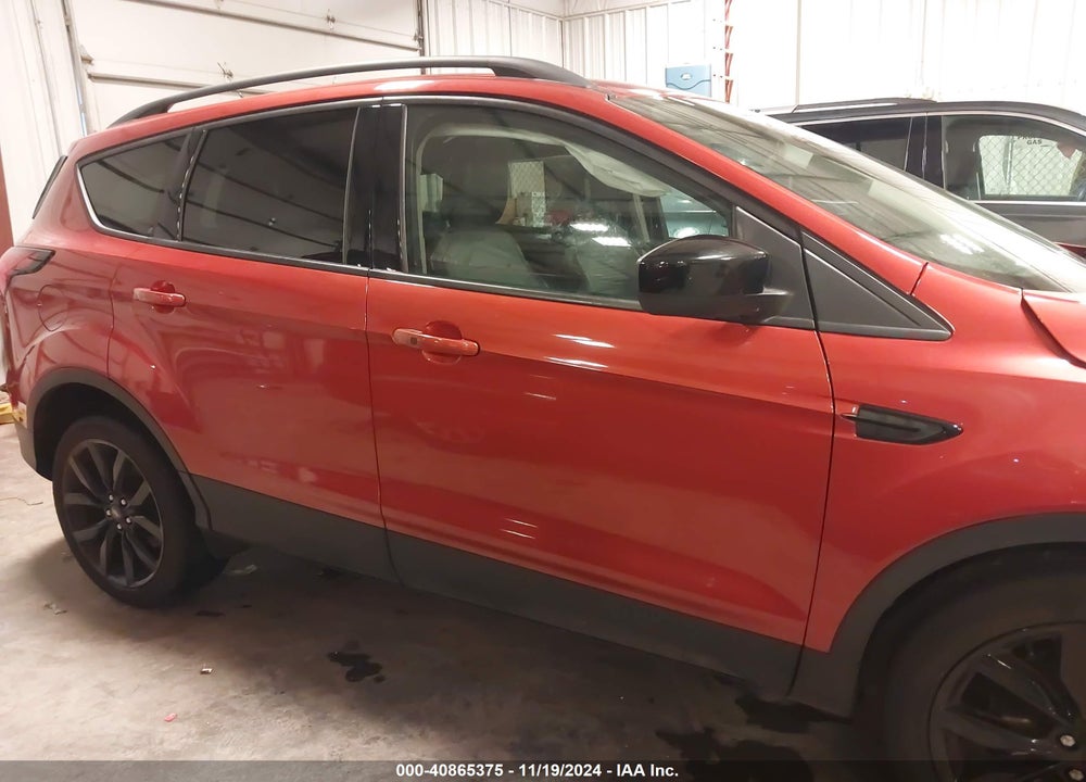 2019 FORD ESCAPE SE VIN: 1FMCU0GD4KUA13495