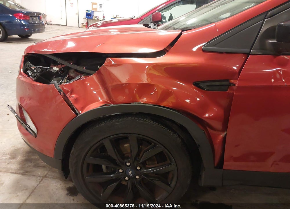 2019 FORD ESCAPE SE VIN: 1FMCU0GD4KUA13495