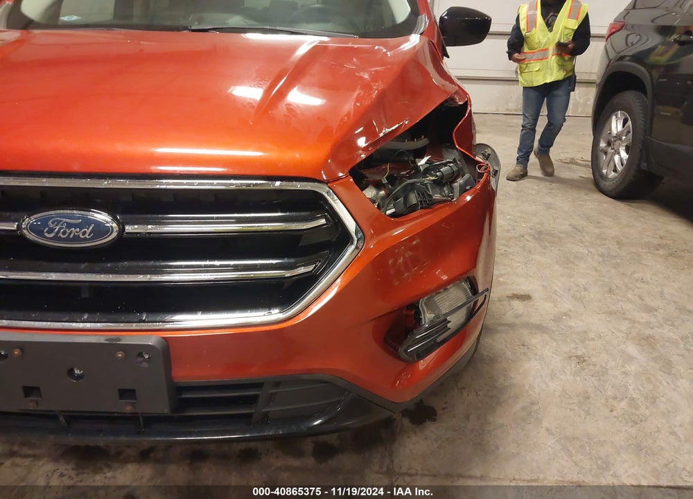 2019 FORD ESCAPE SE VIN: 1FMCU0GD4KUA13495
