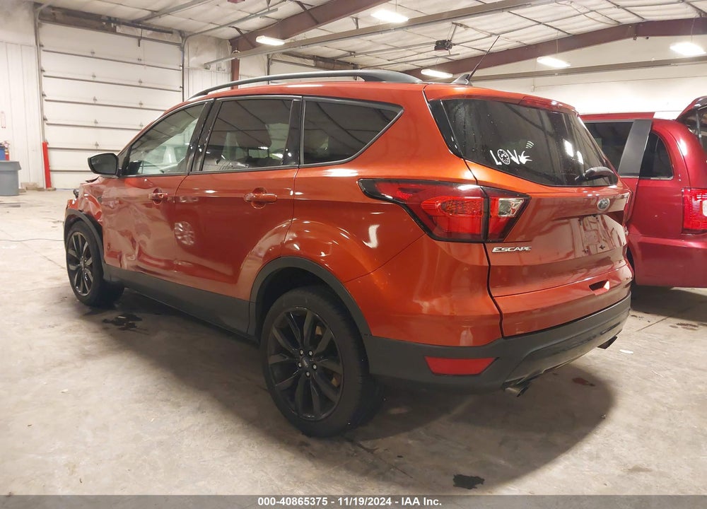 2019 FORD ESCAPE SE VIN: 1FMCU0GD4KUA13495