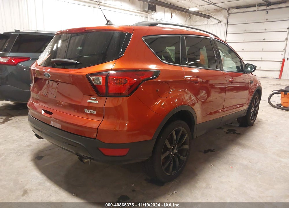 2019 FORD ESCAPE SE VIN: 1FMCU0GD4KUA13495