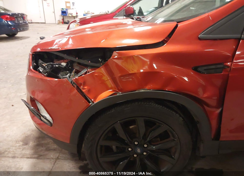 2019 FORD ESCAPE SE VIN: 1FMCU0GD4KUA13495