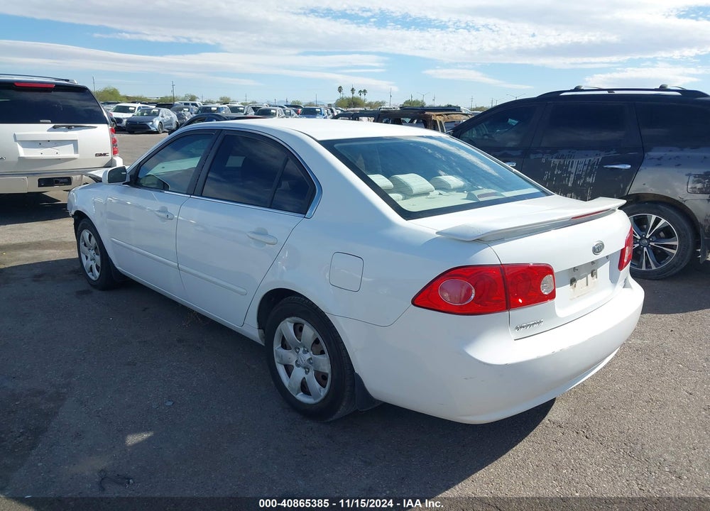 2008 KIA OPTIMA LX VIN: KNAGE123985203526