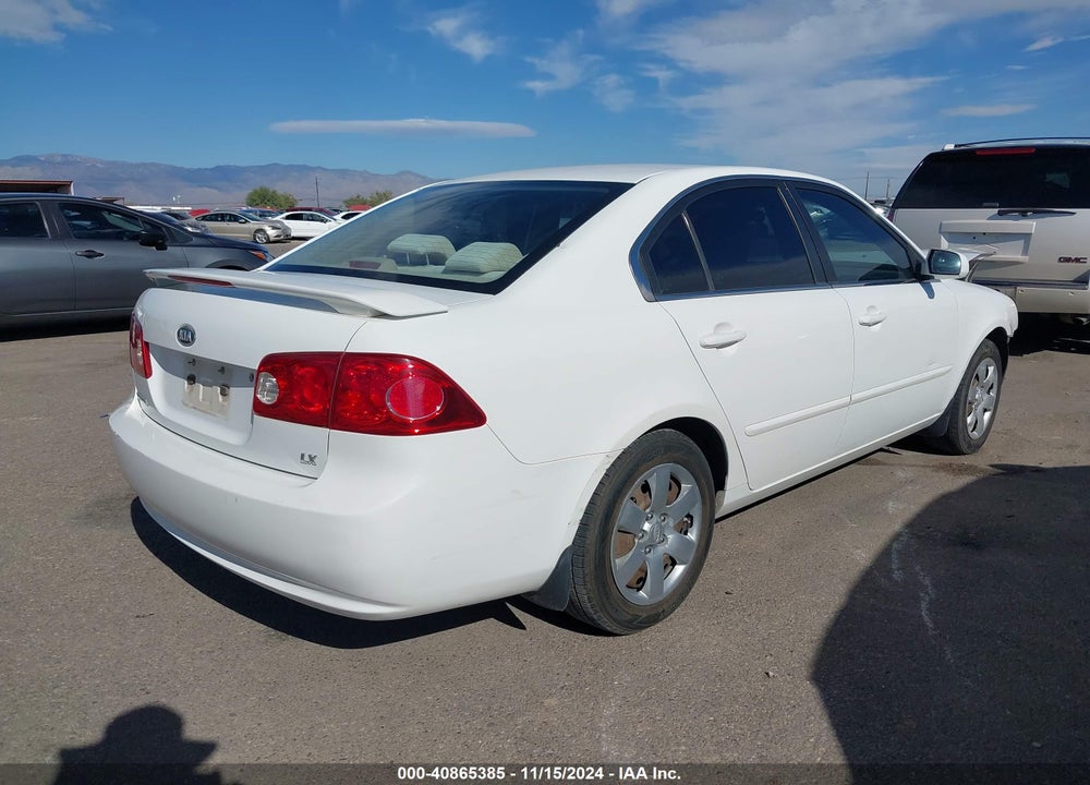 2008 KIA OPTIMA LX VIN: KNAGE123985203526