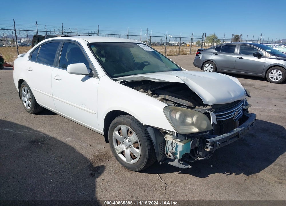 2008 KIA OPTIMA LX VIN: KNAGE123985203526