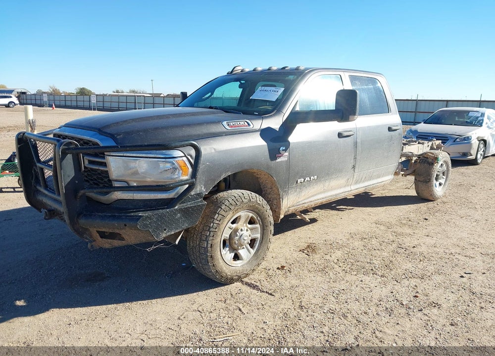 2020 RAM 3500 TRADESMAN  4X4 8' BOX VIN: 3C63R3GL3LG292139