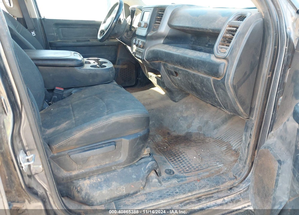 2020 RAM 3500 TRADESMAN  4X4 8' BOX VIN: 3C63R3GL3LG292139