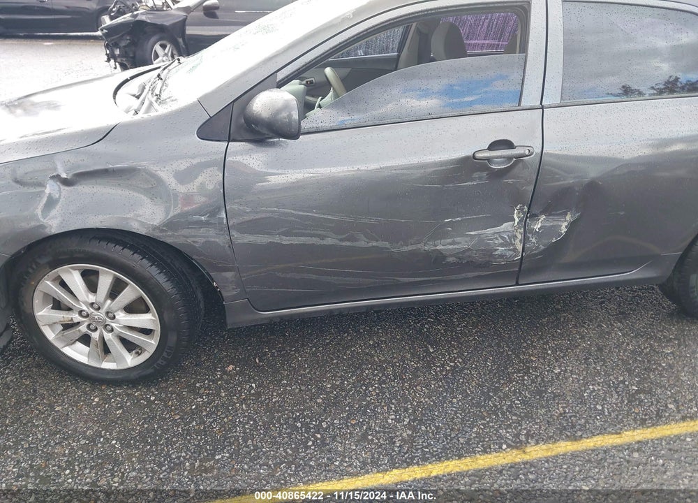 2010 TOYOTA COROLLA LE VIN: 2T1BU4EE5AC412575
