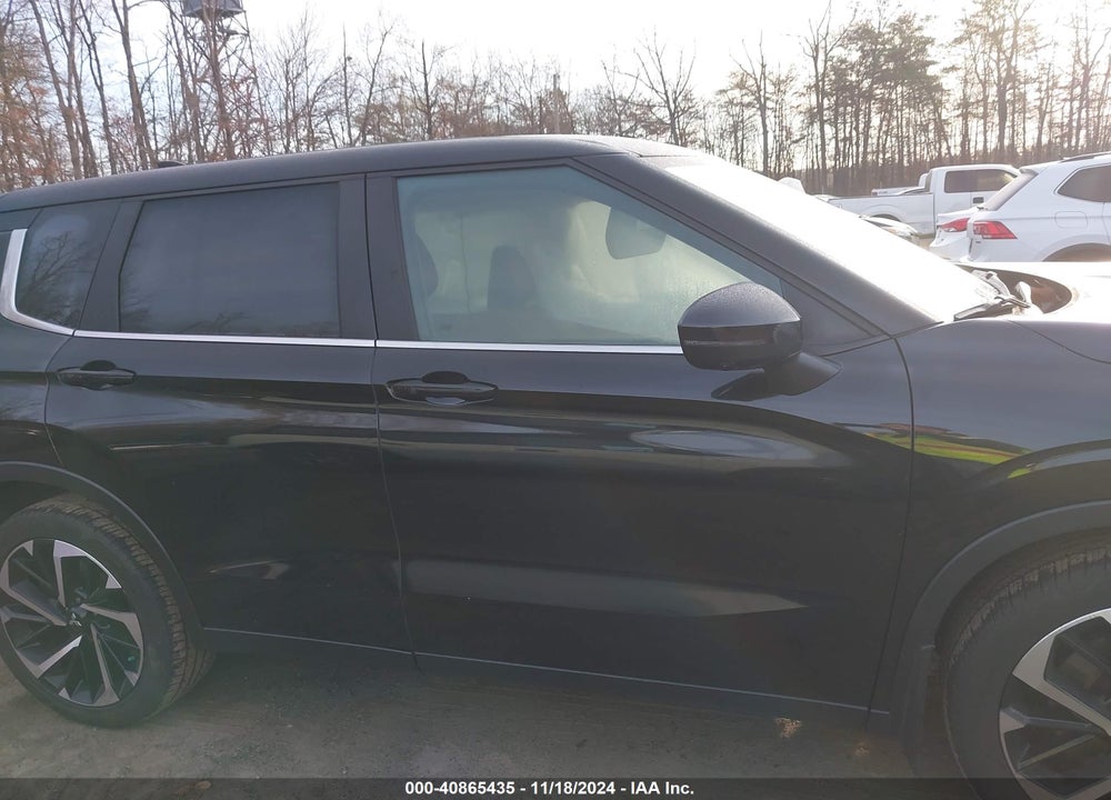 2022 MITSUBISHI OUTLANDER BLACK EDITION S-AWC/SE 2.5 S-AWC/SE LAUNCH EDITION S-AWC VIN: JA4J4UA82NZ076255