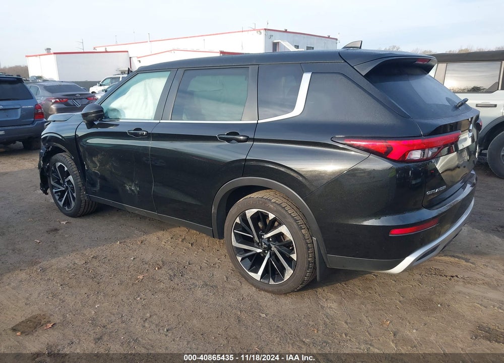 2022 MITSUBISHI OUTLANDER BLACK EDITION S-AWC/SE 2.5 S-AWC/SE LAUNCH EDITION S-AWC VIN: JA4J4UA82NZ076255